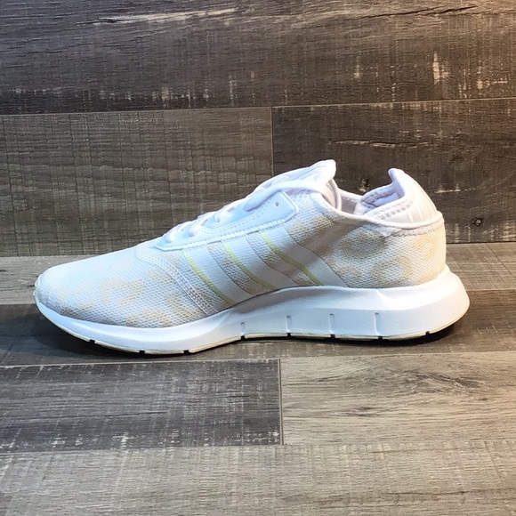 Adidas - Swift Run X H01907 - Picture 3 of 6